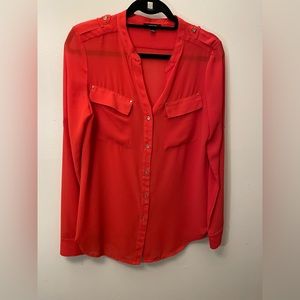 💙Premise:Red button down blouse, size small